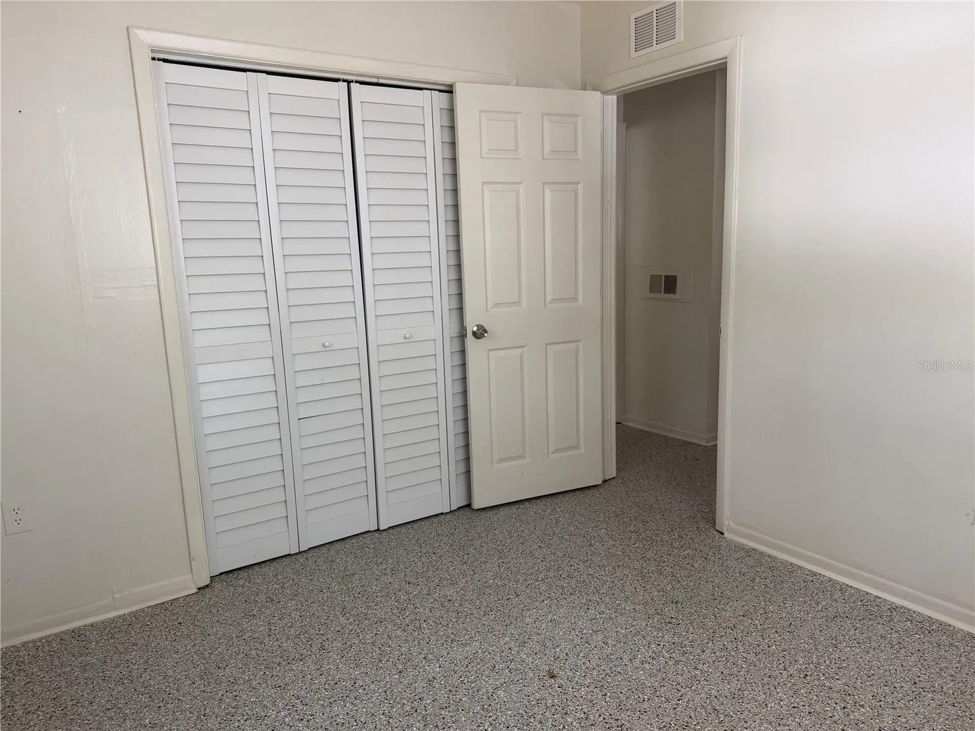 817 Margo Street Tarpon Springs FL 34689