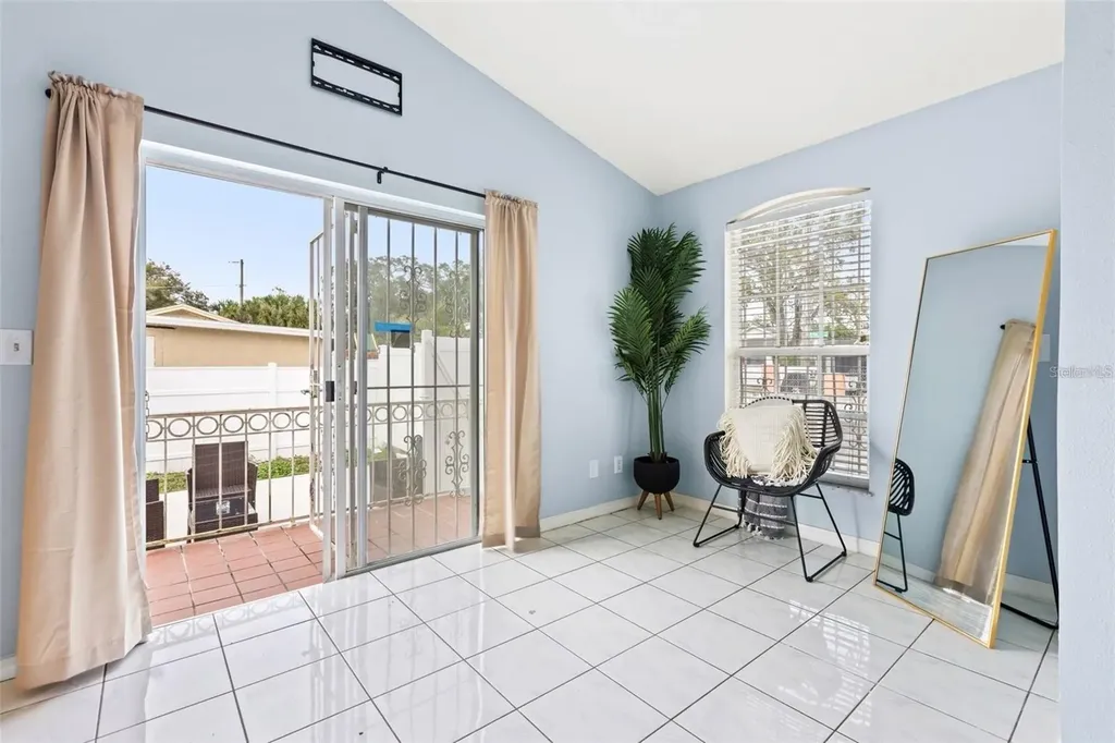 5102 N Macdill Avenue Tampa FL 33614