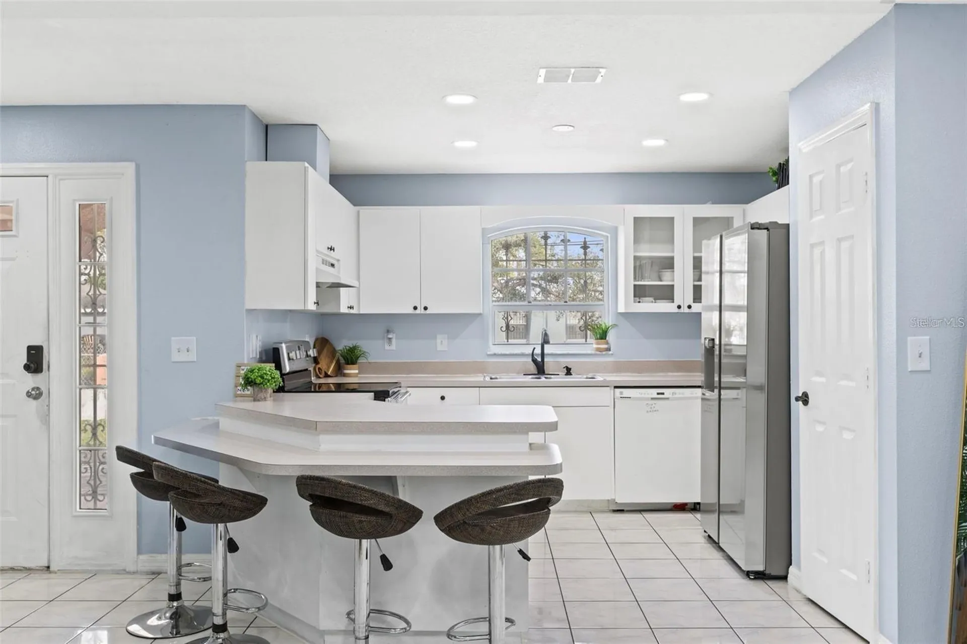 5102 N Macdill Avenue Tampa FL 33614