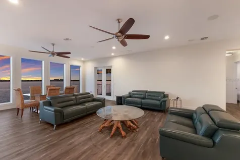 208 22nd Street Court NE Bradenton FL 34208