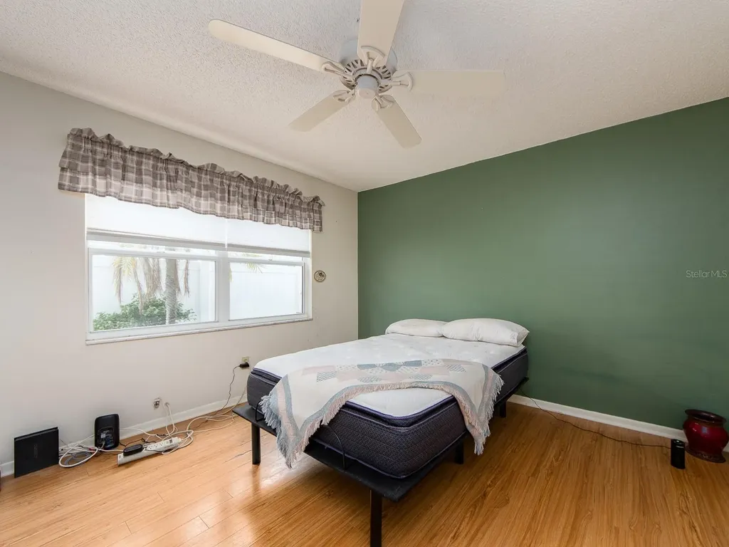 14370 91st Avenue Seminole FL 33776