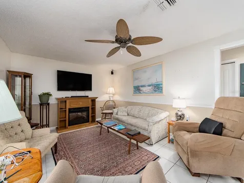 14370 91st Avenue Seminole FL 33776