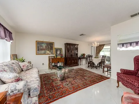 14370 91st Avenue Seminole FL 33776