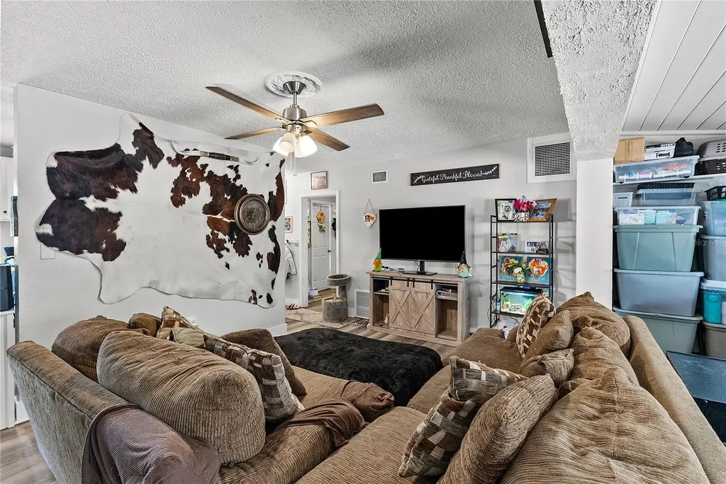 303 Louis Street Leesburg FL 34748