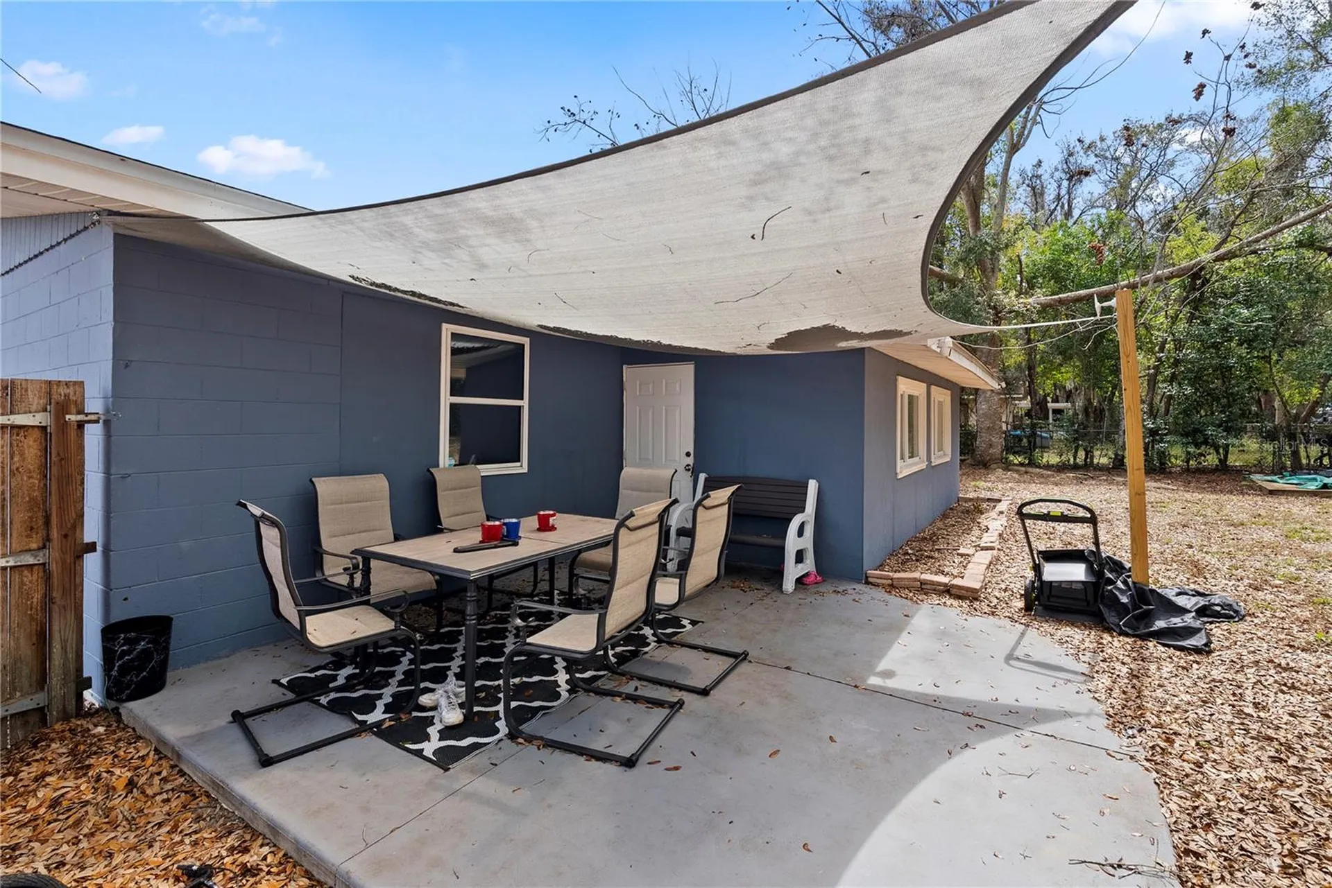 303 Louis Street Leesburg FL 34748