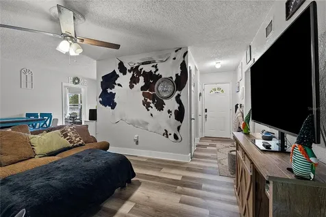 303 Louis Street Leesburg FL 34748