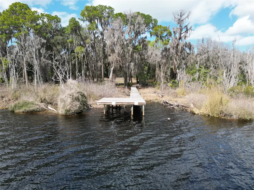 17830 NE 49th Street Road Silver Springs FL 34488
