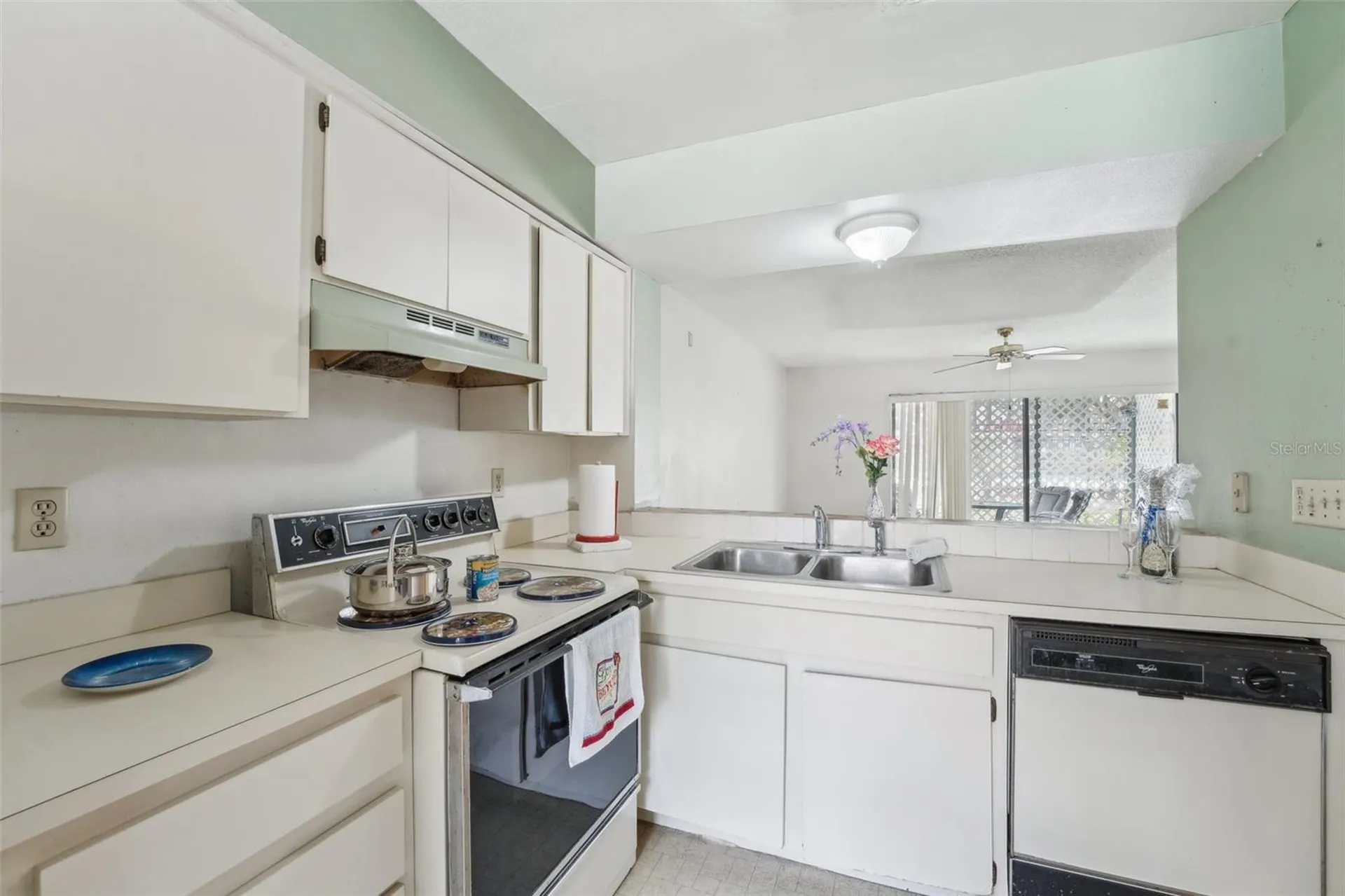 8419 Laurelon Place Temple Terrace FL 33637