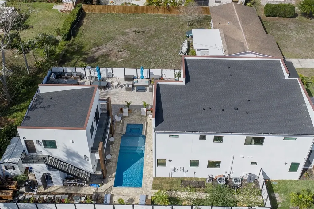 4640 35th Avenue N St Petersburg FL 33713