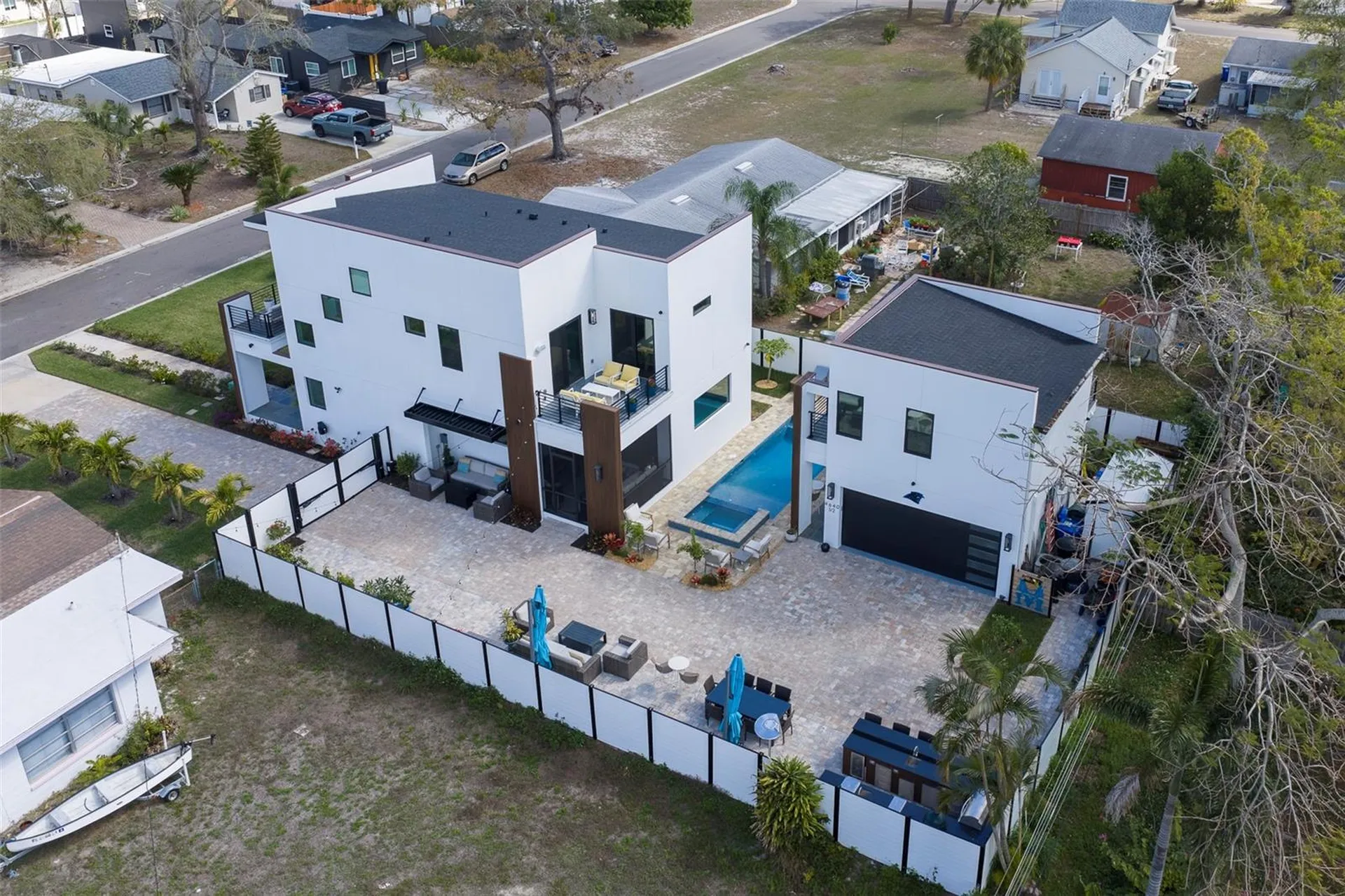 4640 35th Avenue N St Petersburg FL 33713