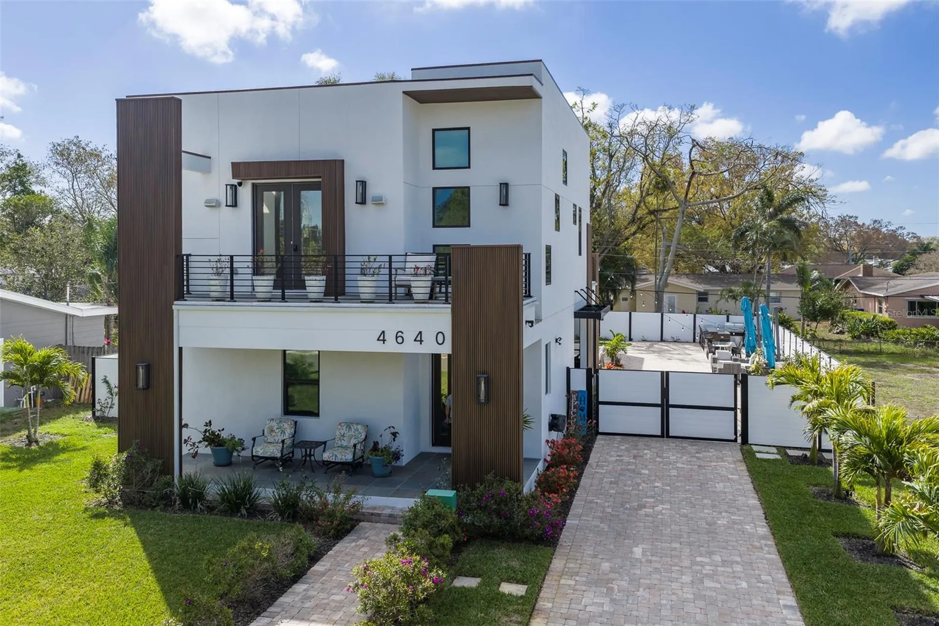 4640 35th Avenue N St Petersburg FL 33713