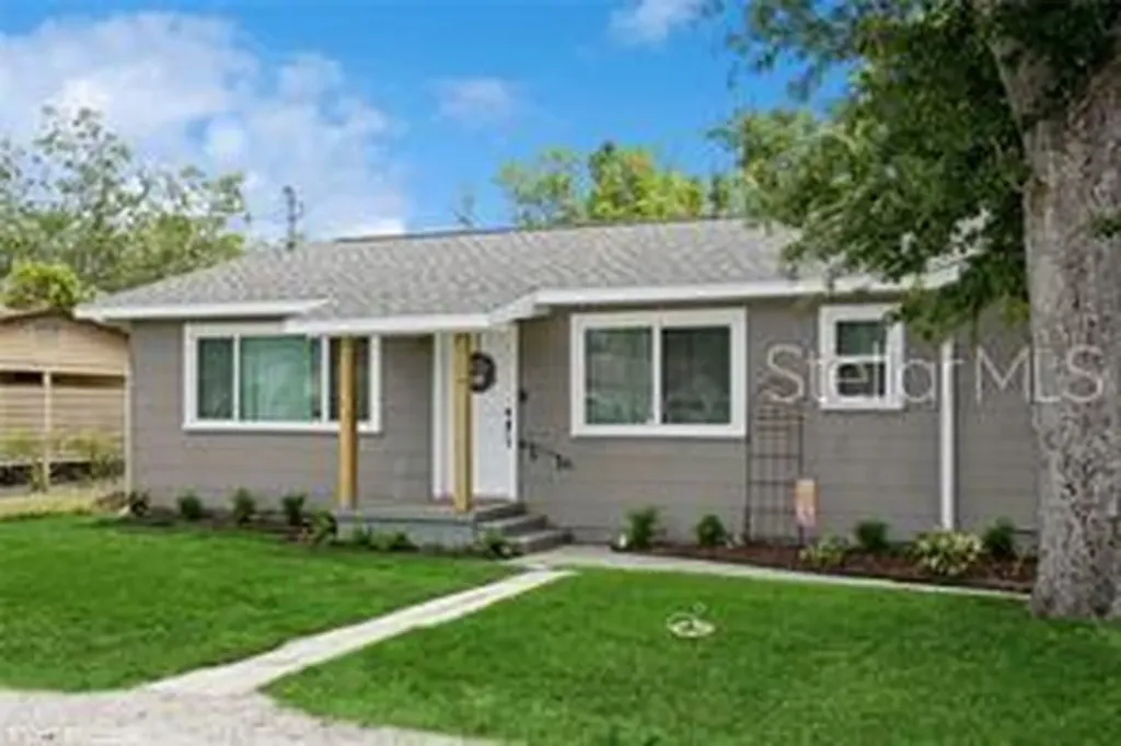 1813 5th Street W Palmetto FL 34221