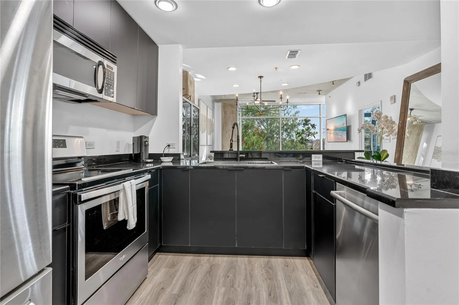 525 E Jackson Street Orlando FL 32801