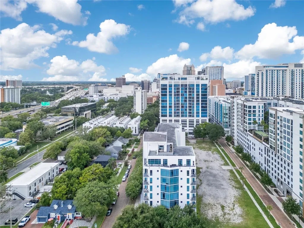 525 E Jackson Street Orlando FL 32801