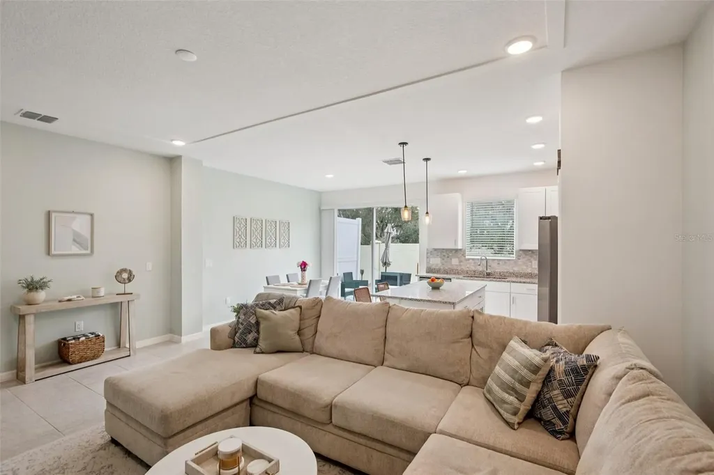 34196 Rogallo Lane Wesley Chapel FL 33545