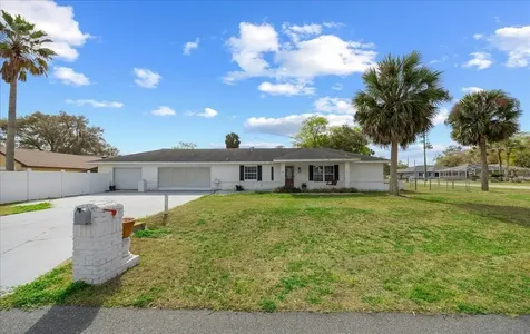 1 Cherry Lane Ocala FL 34472