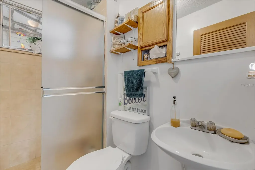 201 Gary Avenue Oak Hill FL 32759