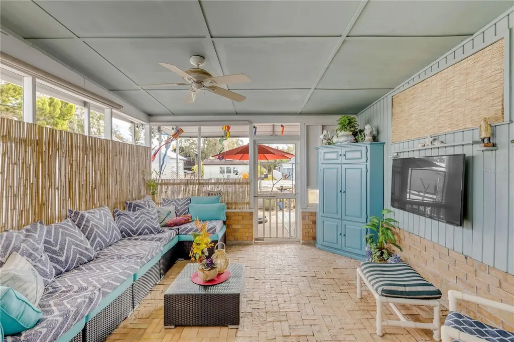 201 Gary Avenue Oak Hill FL 32759