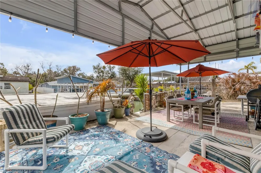 201 Gary Avenue Oak Hill FL 32759