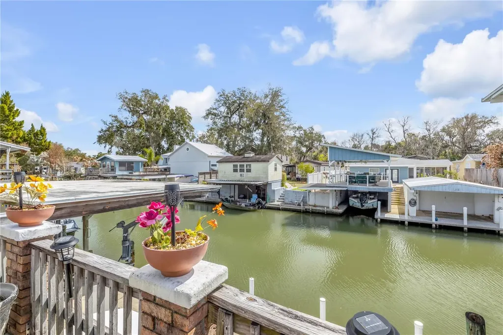 201 Gary Avenue Oak Hill FL 32759