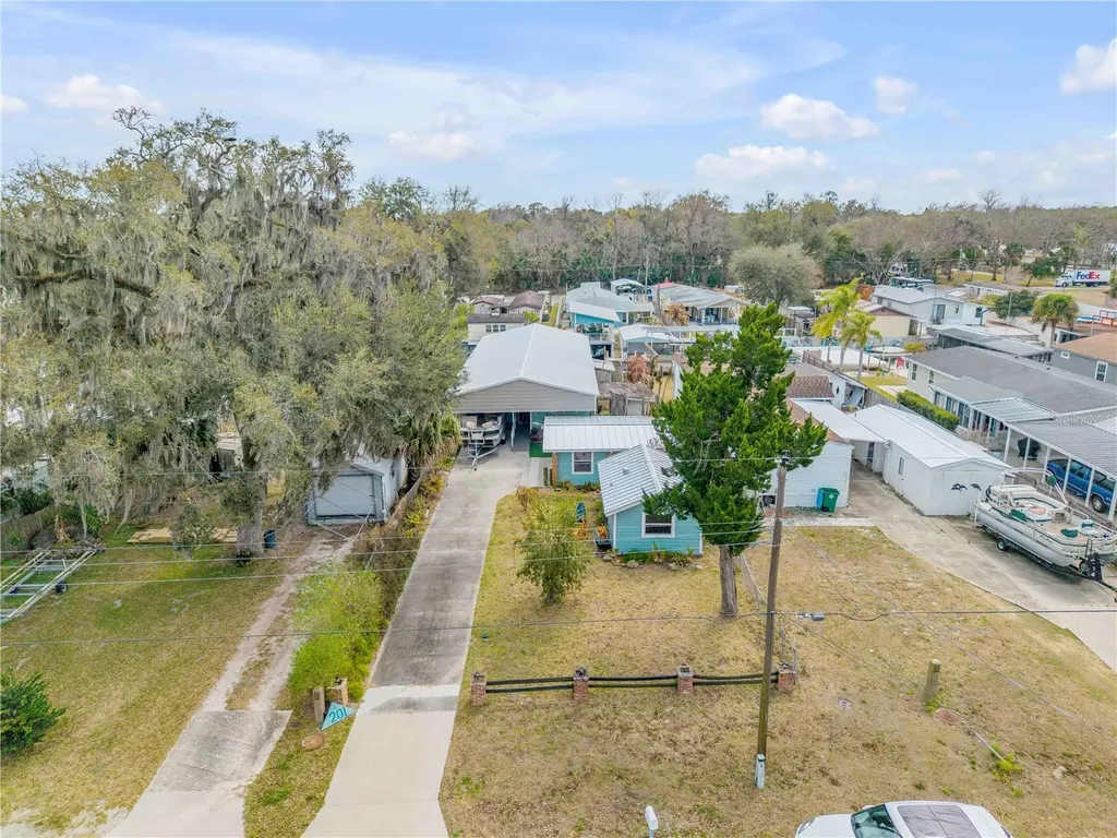 201 Gary Avenue Oak Hill FL 32759