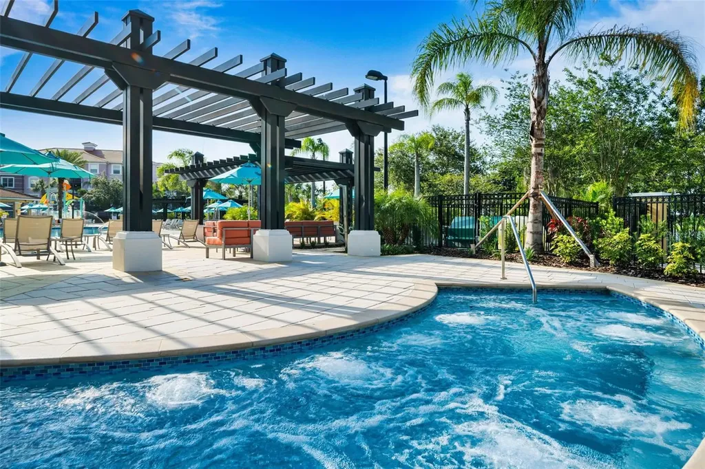 5048 Shoreway Loop Orlando FL 32819