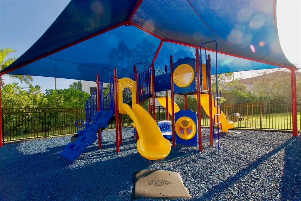 5048 Shoreway Loop Orlando FL 32819
