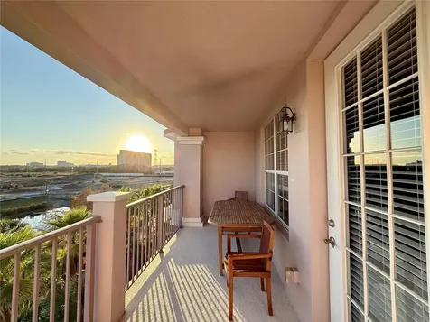 5048 Shoreway Loop Orlando FL 32819