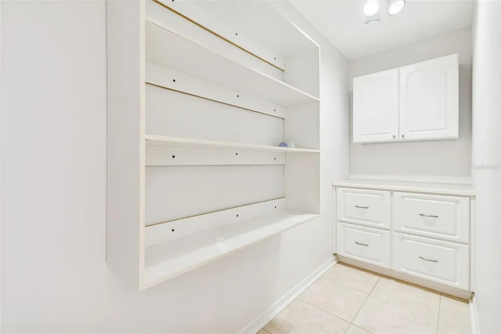 10375 Carrollwood Lane Tampa FL 33618