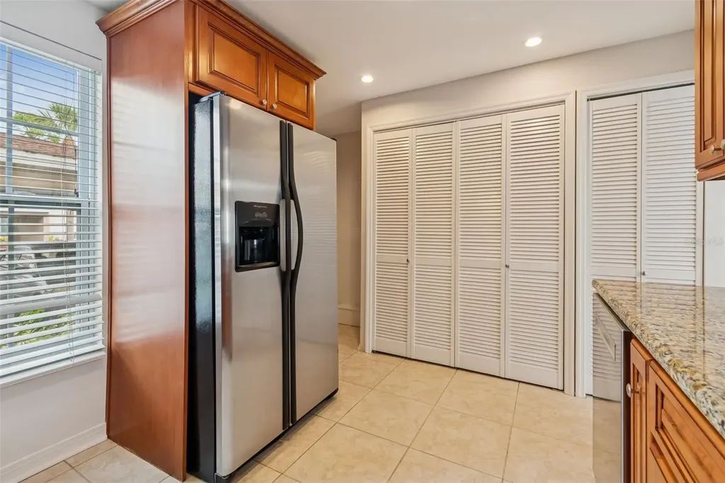 10375 Carrollwood Lane Tampa FL 33618