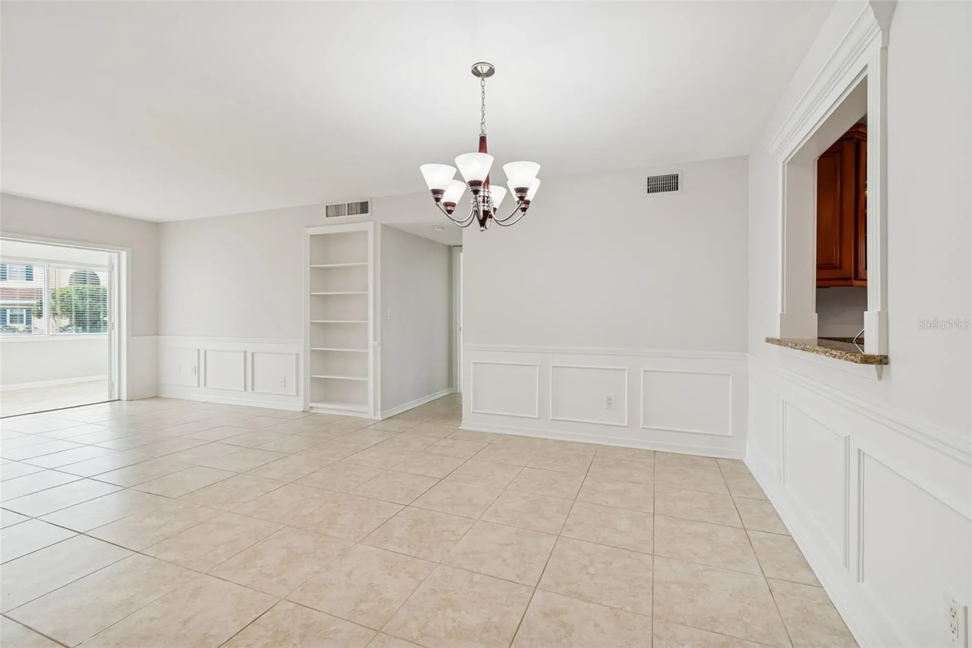 10375 Carrollwood Lane Tampa FL 33618