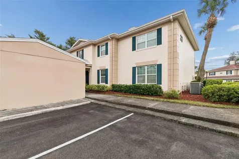 10375 Carrollwood Lane Tampa FL 33618
