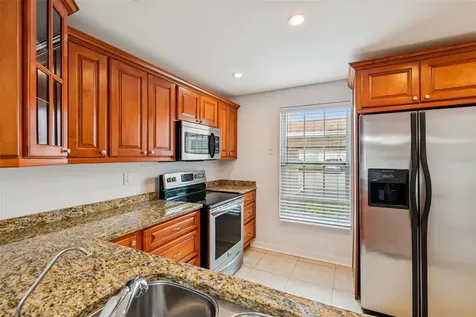 10375 Carrollwood Lane Tampa FL 33618