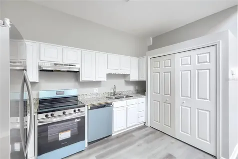 1069 Universal Rest Place Kissimmee FL 34744