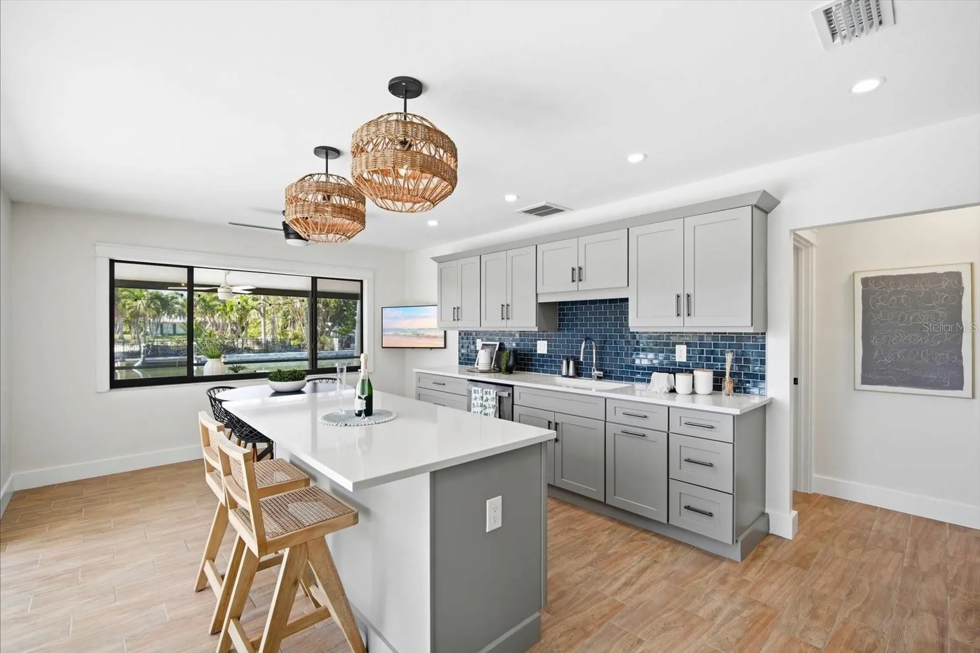 608 Gladstone Lane Holmes Beach FL 34217
