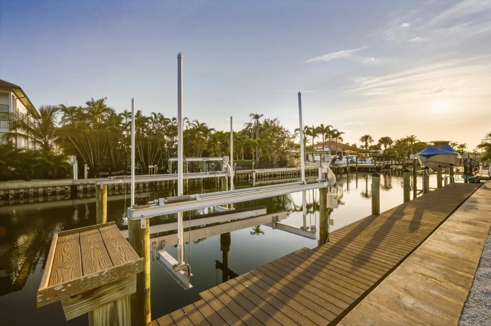 608 Gladstone Lane Holmes Beach FL 34217