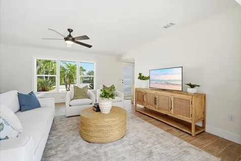 608 Gladstone Lane Holmes Beach FL 34217