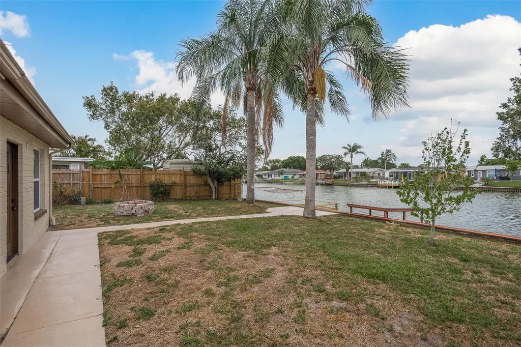 4036 Sunray Drive Holiday FL 34691