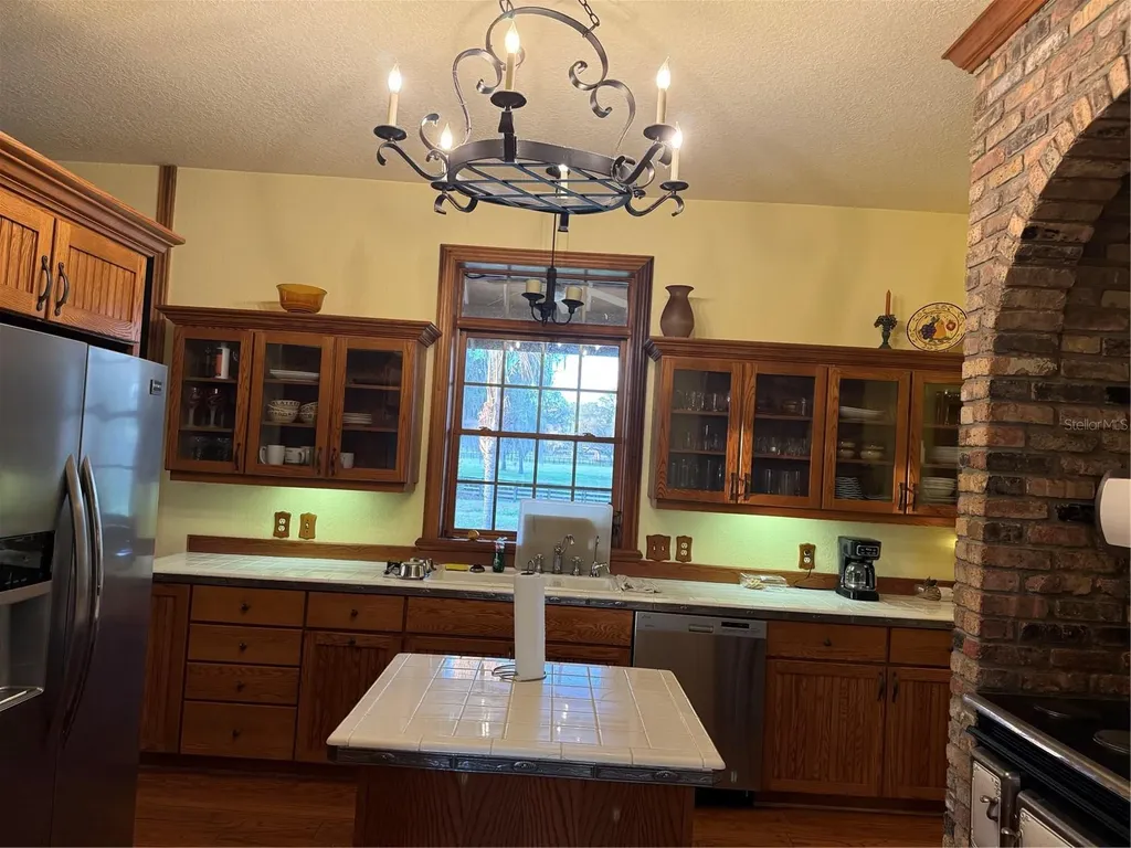 10555 NW 28th Place Ocala FL 34482