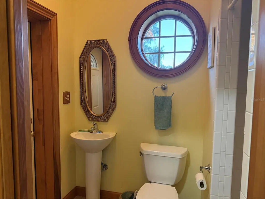 10555 NW 28th Place Ocala FL 34482
