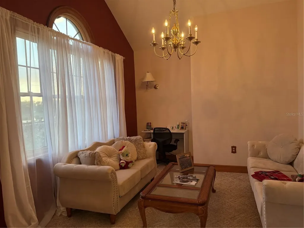 10555 NW 28th Place Ocala FL 34482