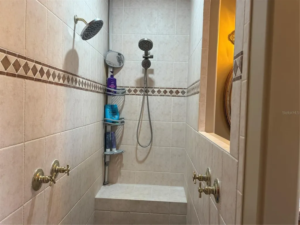 10555 NW 28th Place Ocala FL 34482