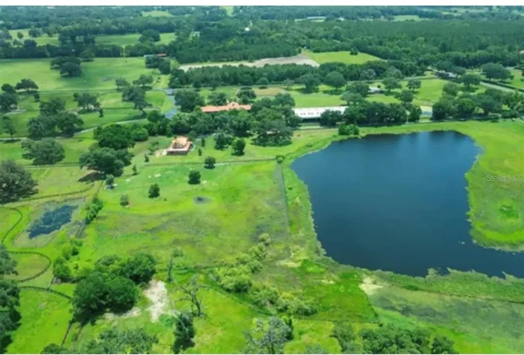 10555 NW 28th Place Ocala FL 34482