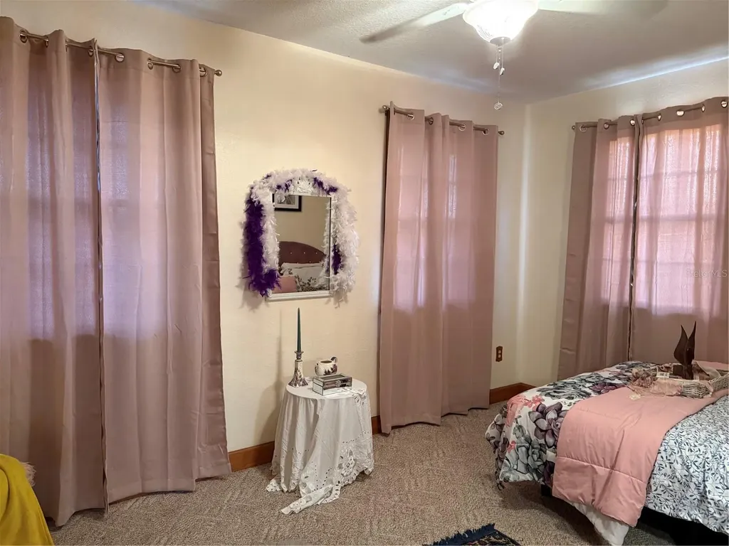 10555 NW 28th Place Ocala FL 34482
