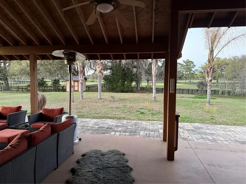 10555 NW 28th Place Ocala FL 34482