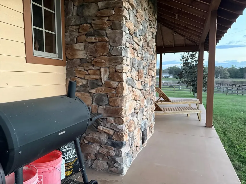 10555 NW 28th Place Ocala FL 34482