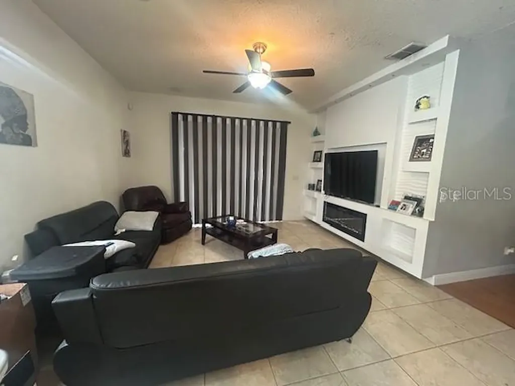 2631 Eagle Meadow Lane Kissimmee FL 34746