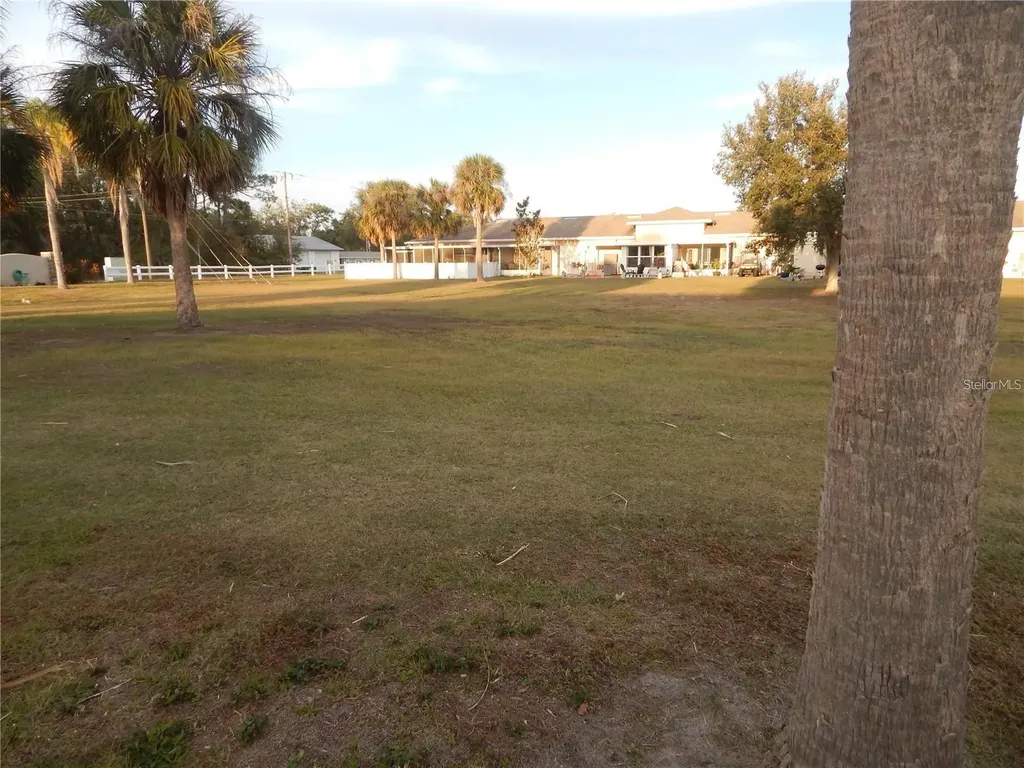 105 Club Circle Lake Wales FL 33898