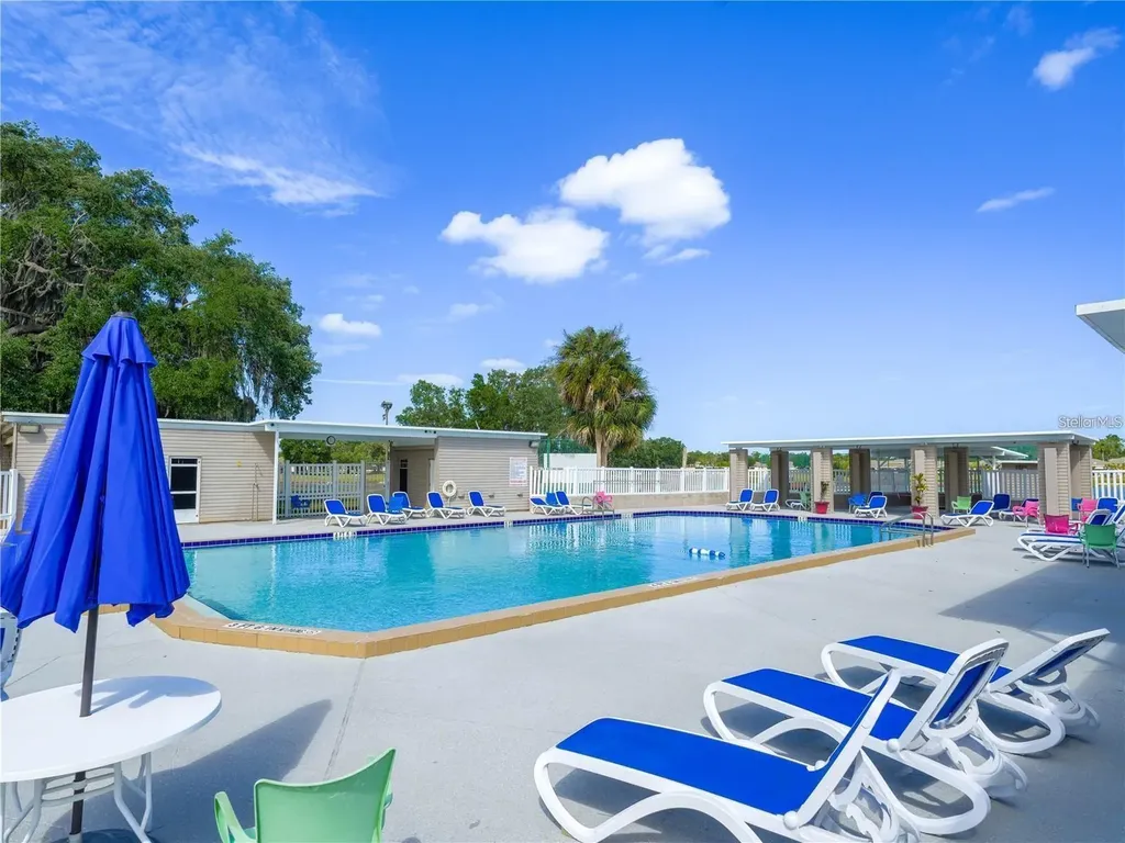 105 Club Circle Lake Wales FL 33898