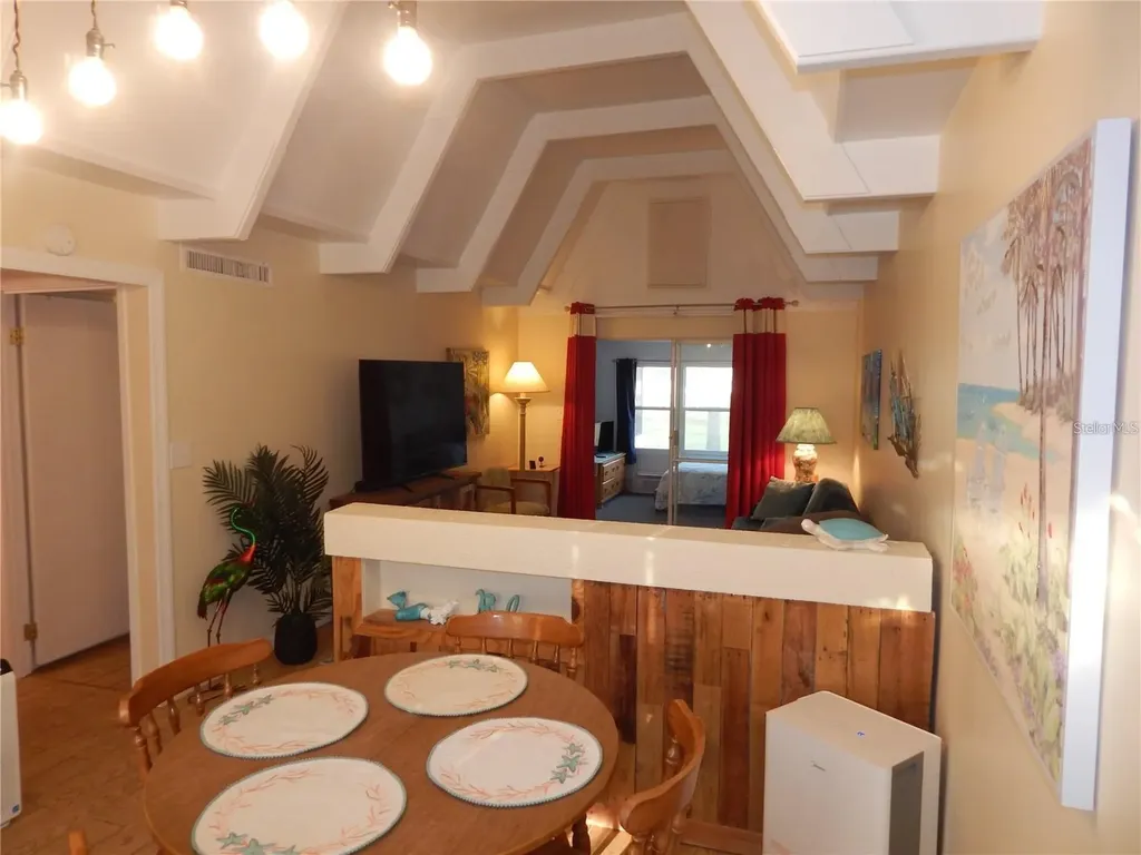 105 Club Circle Lake Wales FL 33898